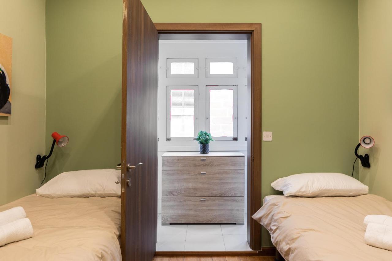 Entire Luxury Sliema Townhouse Steps From Beach ภายนอก รูปภาพ
