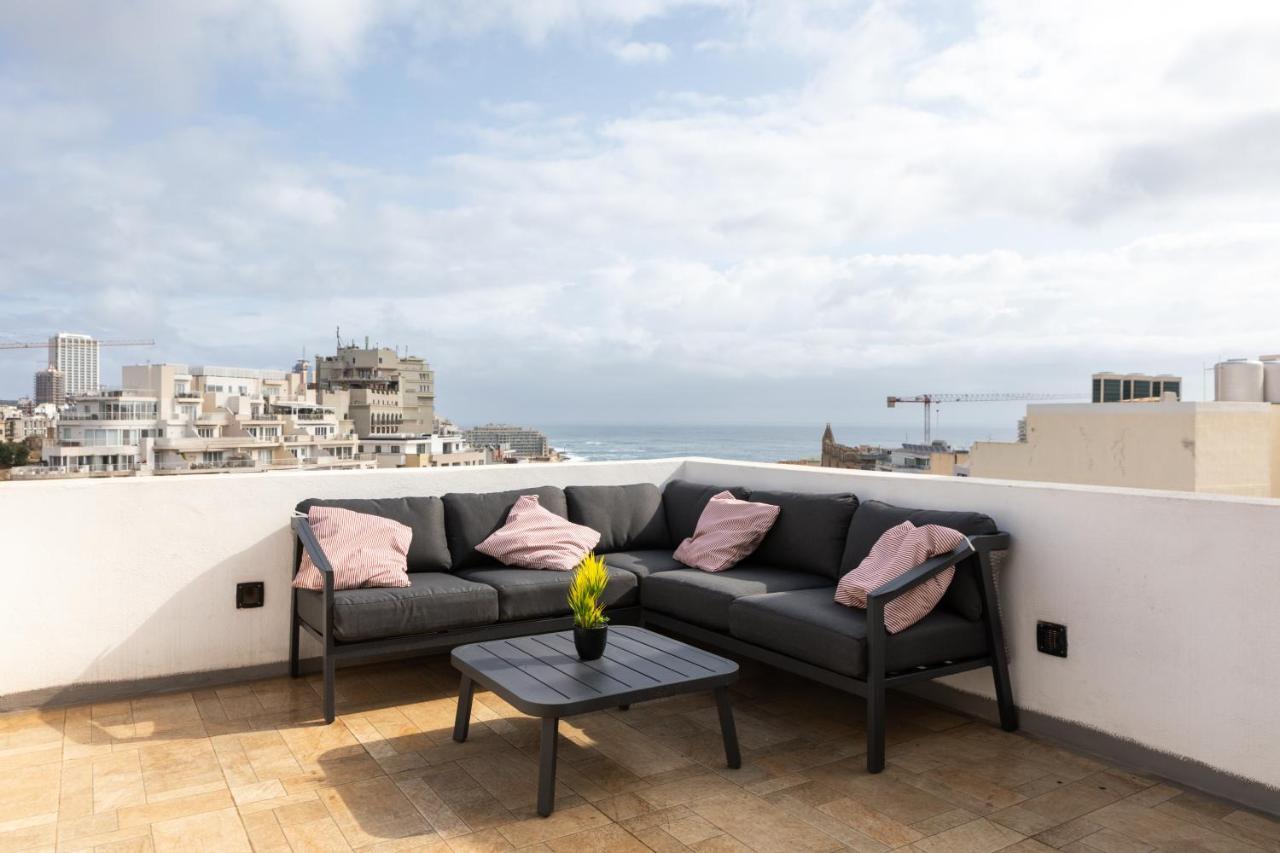 Entire Luxury Sliema Townhouse Steps From Beach ภายนอก รูปภาพ