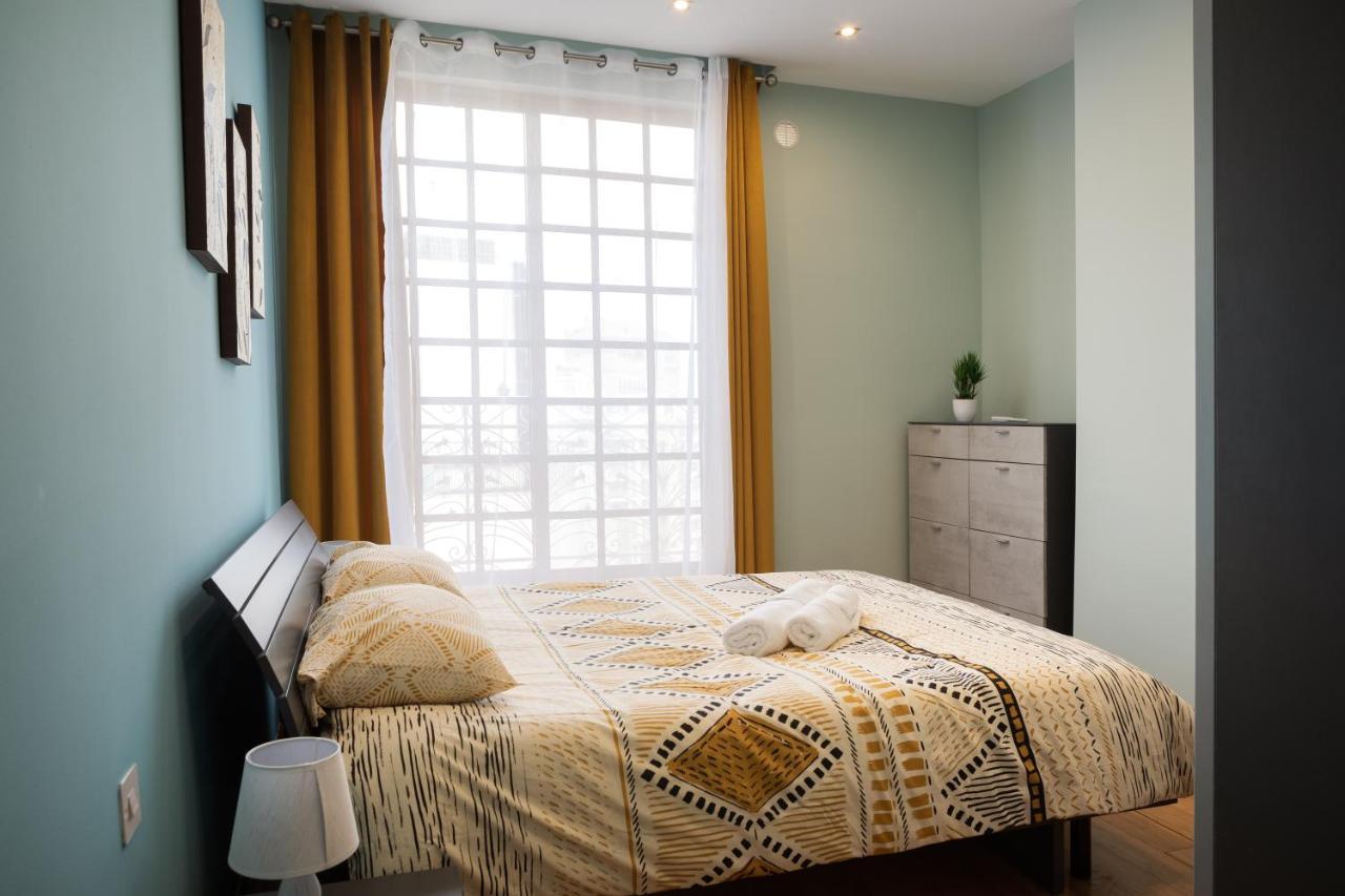 Entire Luxury Sliema Townhouse Steps From Beach ภายนอก รูปภาพ